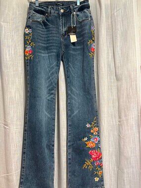 Flamingals Women's Dark Blue Embroidered Boot Cut Jeans